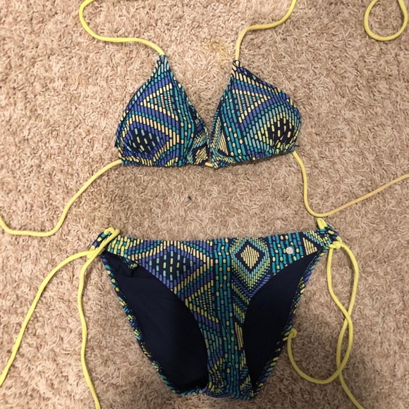 American Eagle Outfitters Aztec bathing suit small - Picture 2 of 8